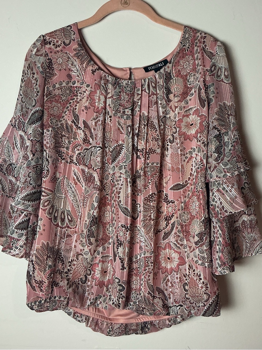 Roz & Ali 3/4 Sleeve Pink Floral Ruffle Blouse Sz S